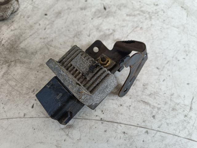 bontott RENAULT CLIO II Izzító Relé