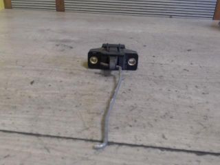 bontott RENAULT CLIO II Jobb Csomagtérajtó Zárszerkezet