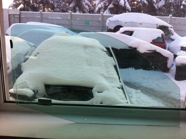 bontott RENAULT CLIO II Jobb első Ablak