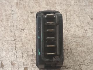 bontott RENAULT CLIO II Jobb első Ablakemelő Kapcsoló