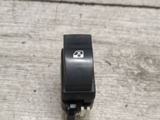 bontott RENAULT CLIO II Jobb első Ablakemelő Kapcsoló