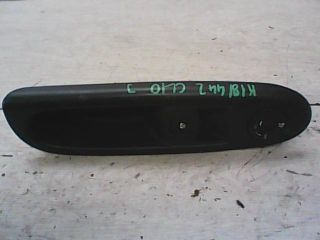 bontott RENAULT CLIO II Jobb első Ablakemelő Kapcsoló