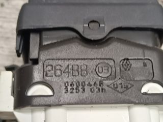 bontott RENAULT CLIO II Jobb első Ablakemelő Kapcsoló