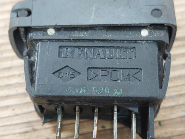 bontott RENAULT CLIO II Jobb első Ablakemelő Kapcsoló