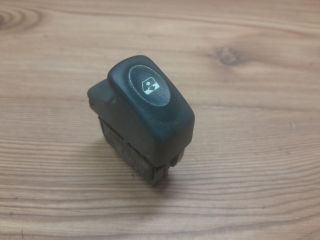 bontott RENAULT CLIO II Jobb első Ablakemelő Kapcsoló