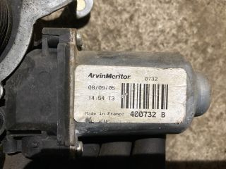 bontott RENAULT CLIO II Jobb első Ablakemelő Szerkezet (Elektromos)