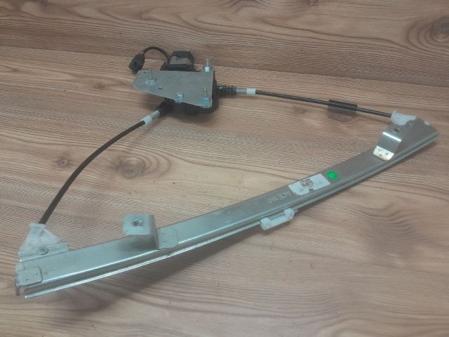 bontott RENAULT CLIO II Jobb első Ablakemelő Szerkezet (Elektromos)