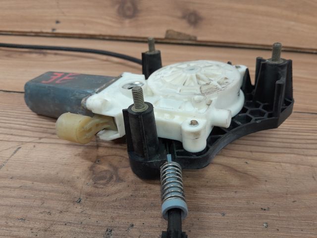 bontott RENAULT CLIO II Jobb első Ablakemelő Szerkezet (Elektromos)