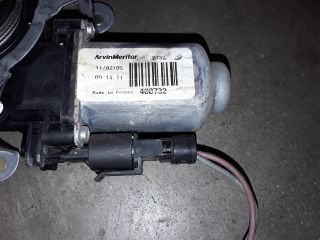 bontott RENAULT CLIO II Jobb első Ablakemelő Szerkezet (Elektromos)