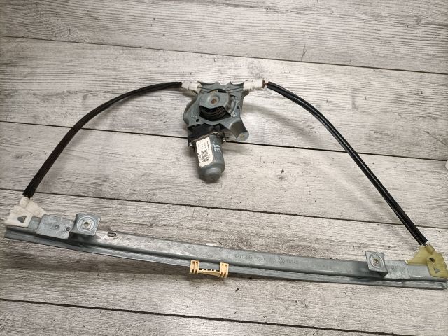 bontott RENAULT CLIO II Jobb első Ablakemelő Szerkezet (Elektromos)