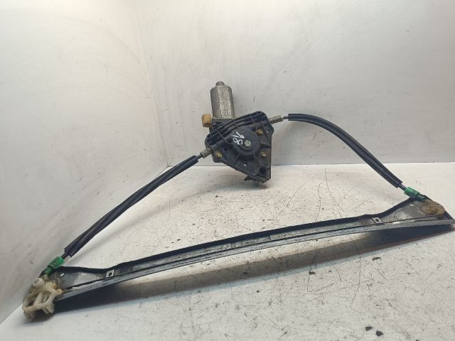 bontott RENAULT CLIO II Jobb első Ablakemelő Szerkezet (Elektromos)