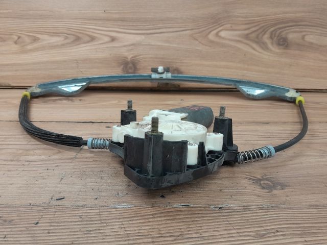 bontott RENAULT CLIO II Jobb első Ablakemelő Szerkezet (Elektromos)