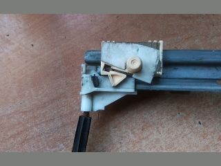 bontott RENAULT CLIO II Jobb első Ablakemelő Szerkezet (Elektromos)