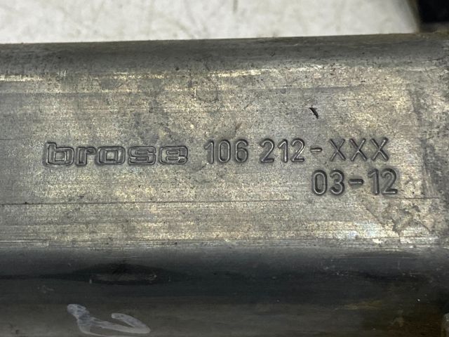 bontott RENAULT CLIO II Jobb első Ablakemelő Szerkezet (Elektromos)