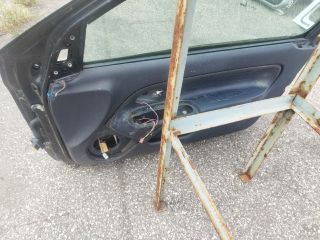 bontott RENAULT CLIO II Jobb első Ajtó (Részeivel)
