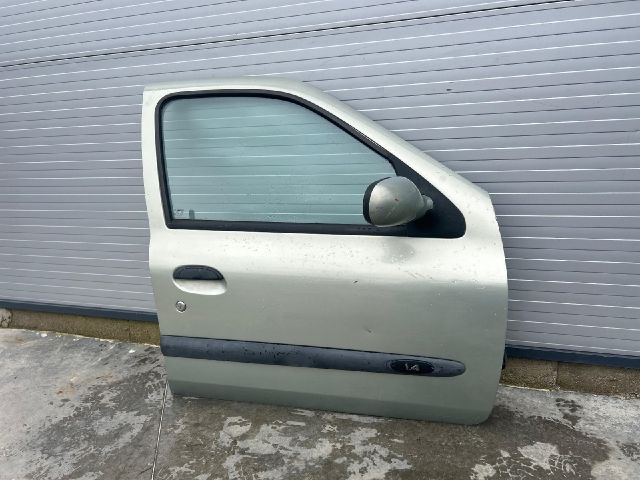 bontott RENAULT CLIO II Jobb első Ajtó (Üres lemez)