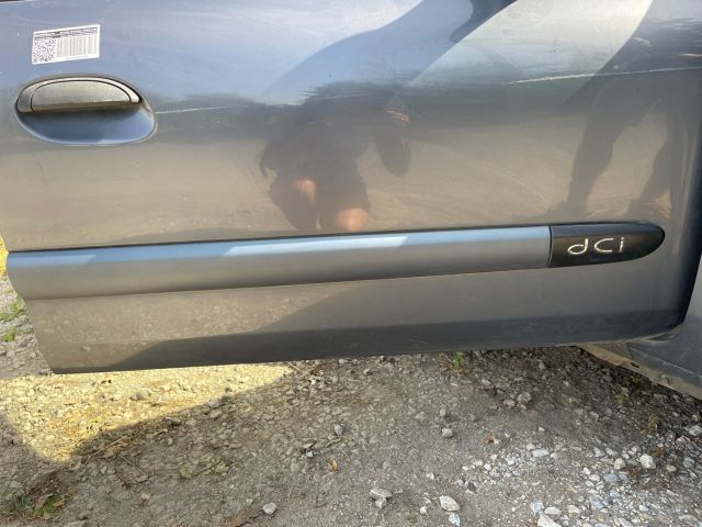 bontott RENAULT CLIO II Jobb első Ajtó (Üres lemez)