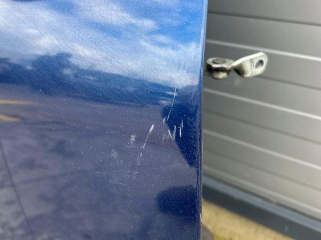 bontott RENAULT CLIO II Jobb első Ajtó (Üres lemez)