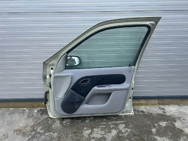 bontott RENAULT CLIO II Jobb első Ajtó (Üres lemez)