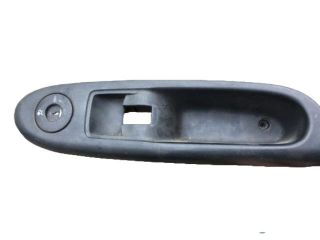 bontott RENAULT CLIO II Jobb első Ajtóbehúzó