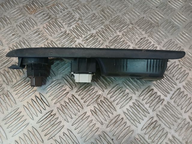 bontott RENAULT CLIO II Jobb első Ajtóbehúzó