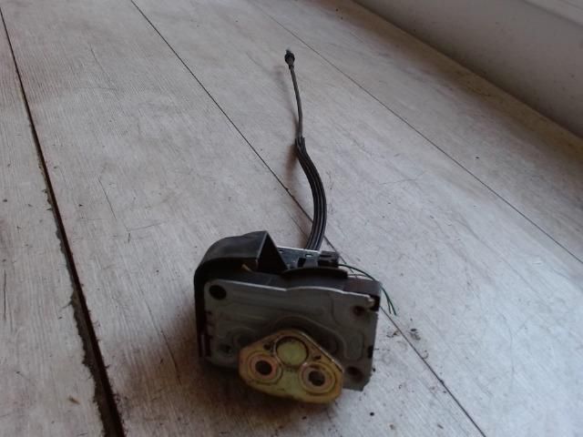 bontott RENAULT CLIO II Jobb első Ajtózár