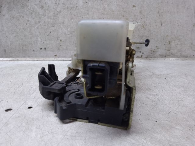 bontott RENAULT CLIO II Jobb első Ajtózár