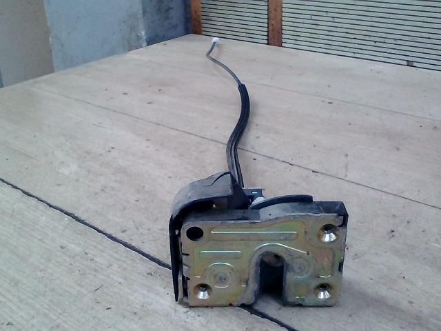 bontott RENAULT CLIO II Jobb első Ajtózár