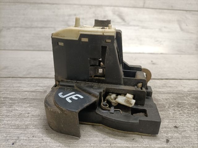 bontott RENAULT CLIO II Jobb első Ajtózár