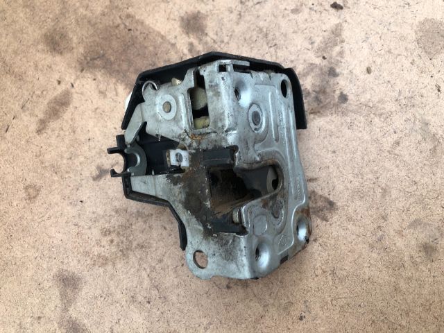 bontott RENAULT CLIO II Jobb első Ajtózár