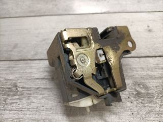 bontott RENAULT CLIO II Jobb első Ajtózár