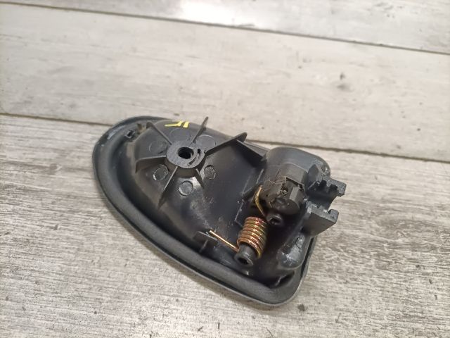 bontott RENAULT CLIO II Jobb első Belső Kilincs