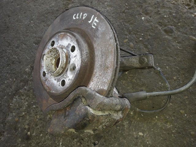 bontott RENAULT CLIO II Jobb első Csonkállvány Kerékaggyal