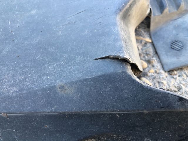 bontott RENAULT CLIO II Jobb első Első Dobbetét (Kerékjárati, Műanyag)