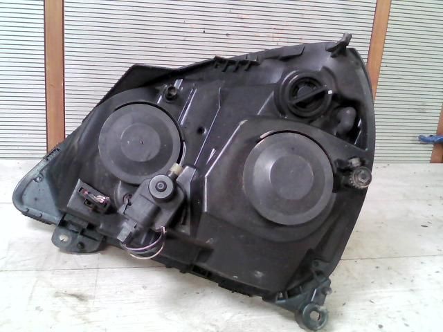 bontott RENAULT CLIO II Jobb első Lámpabúra