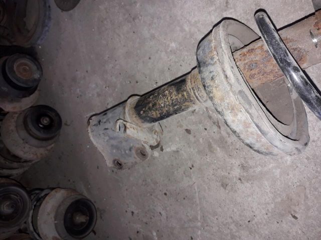 bontott RENAULT CLIO II Jobb első Lengéscsillapító