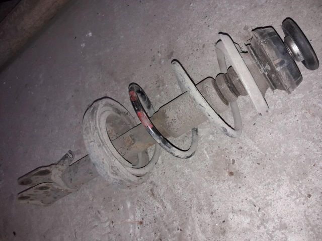 bontott RENAULT CLIO II Jobb első Lengéscsillapító