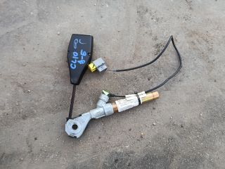 bontott RENAULT CLIO II Jobb első Övfeszítő