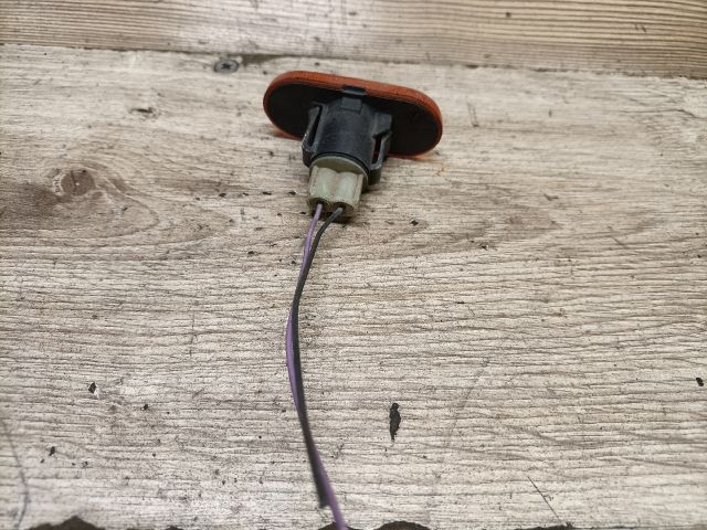 bontott RENAULT CLIO II Jobb első Sárvédő Irányjelző