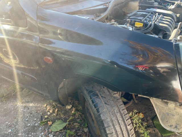 bontott RENAULT CLIO II Jobb első Sárvédő