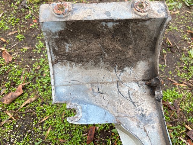 bontott RENAULT CLIO II Jobb első Sárvédő