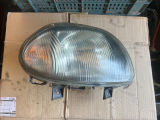 bontott RENAULT CLIO II Jobb Fényszóró