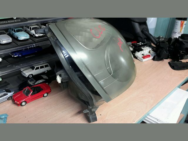 bontott RENAULT CLIO II Jobb Fényszóró