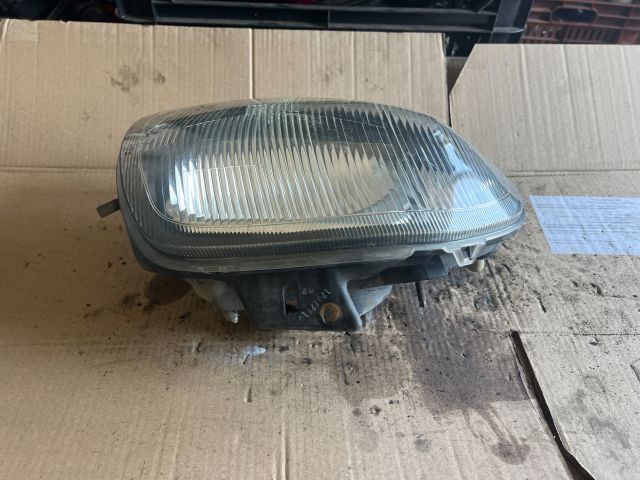 bontott RENAULT CLIO II Jobb Fényszóró