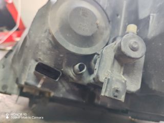 bontott RENAULT CLIO II Jobb Fényszóró