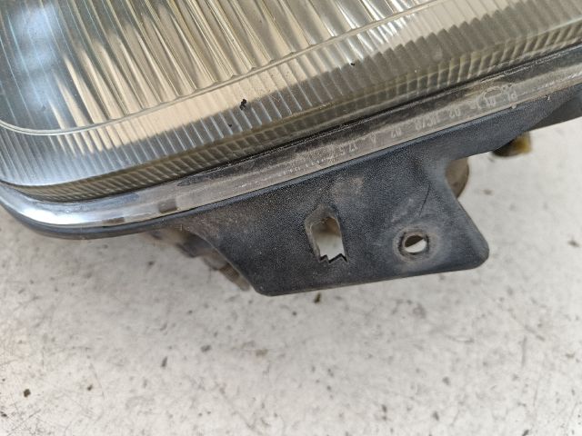 bontott RENAULT CLIO II Jobb Fényszóró