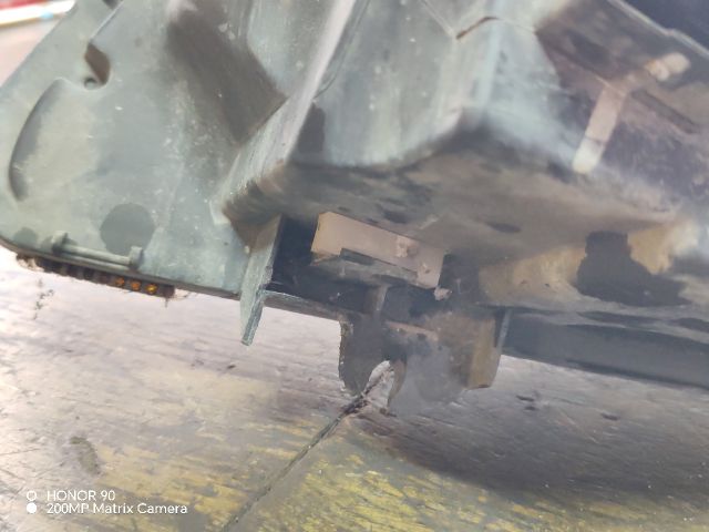 bontott RENAULT CLIO II Jobb Fényszóró