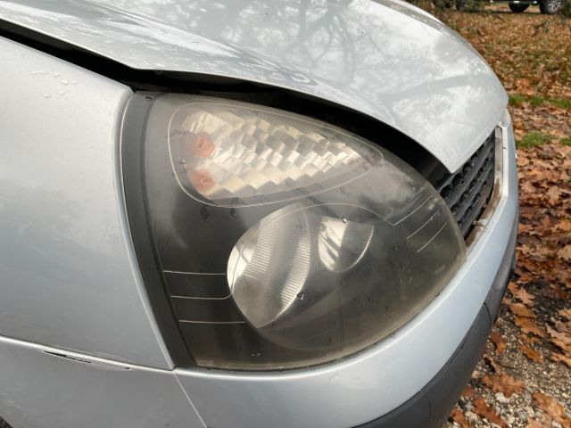 bontott RENAULT CLIO II Jobb Fényszóró