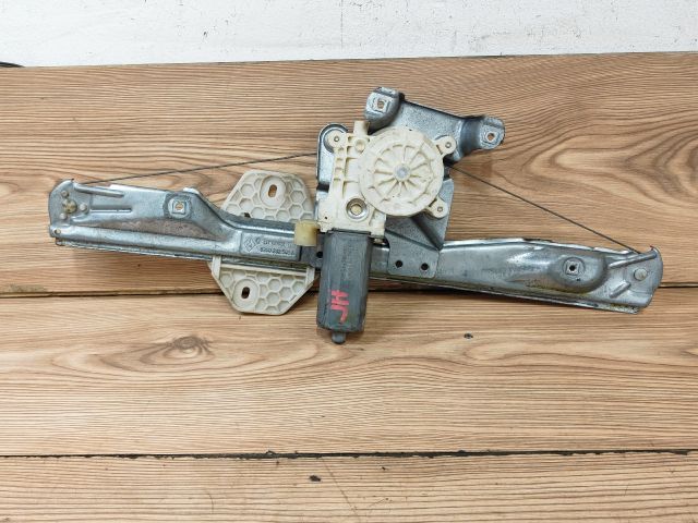 bontott RENAULT CLIO II Jobb hátsó Ablakemelő Szerkezet (Elektromos)