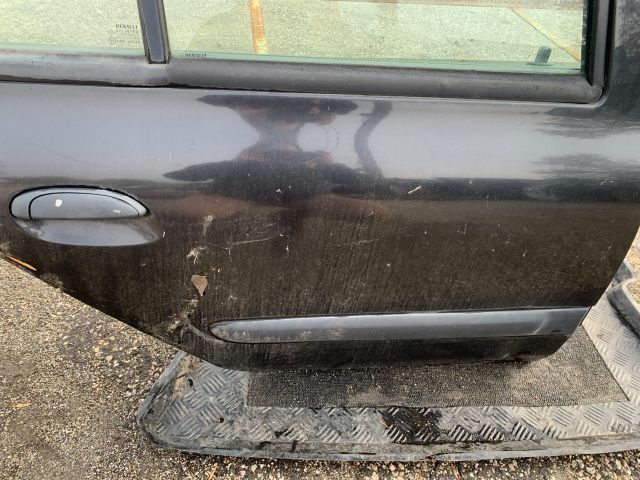 bontott RENAULT CLIO II Jobb hátsó Ajtó (Részeivel)